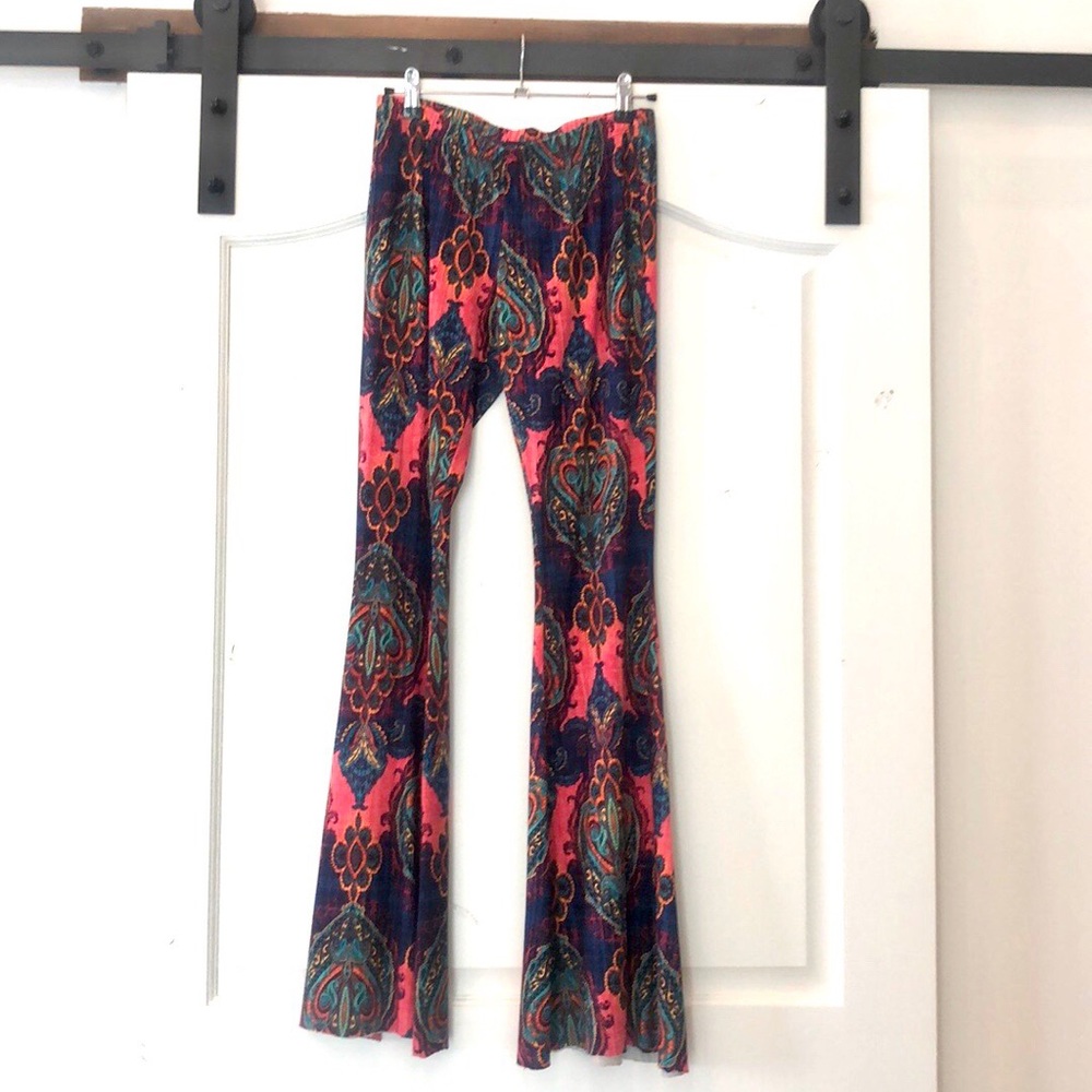 Solemio Flare Pants - Picture 2 of 10